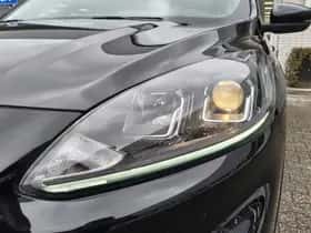 Ford Kuga (2023) thumbnail 38