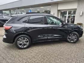 Ford Kuga (2023) thumbnail 5