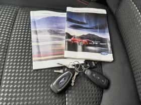 Ford Kuga (2023) thumbnail 43