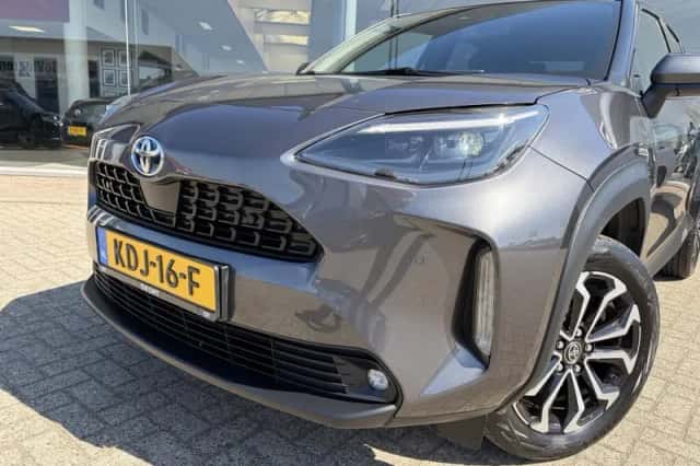 Toyota Yaris Cross (2023) thumbnail 2
