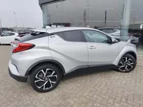 Toyota C-HR (2019) thumbnail 5