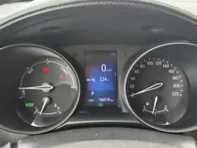 Toyota C-HR (2019) thumbnail 10