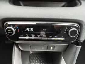 Toyota Yaris (2021) thumbnail 19