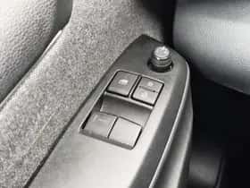Toyota Yaris (2021) thumbnail 21