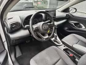 Toyota Yaris (2021) thumbnail 22