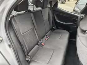 Toyota Yaris (2021) thumbnail 26