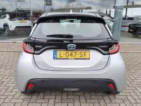 Toyota Yaris (2021) thumbnail 7