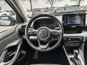 Toyota Yaris (2021) thumbnail 8