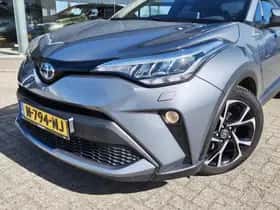 Toyota C-HR (2020) thumbnail 2