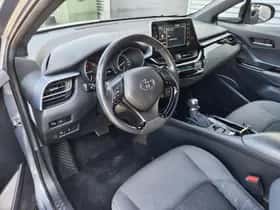 Toyota C-HR (2020) thumbnail 28