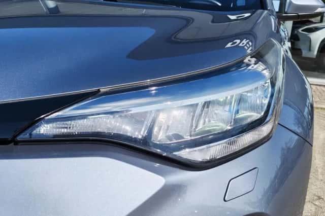 Toyota C-HR (2020) thumbnail 36