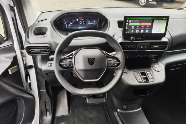 Peugeot Partner (2024) thumbnail 9