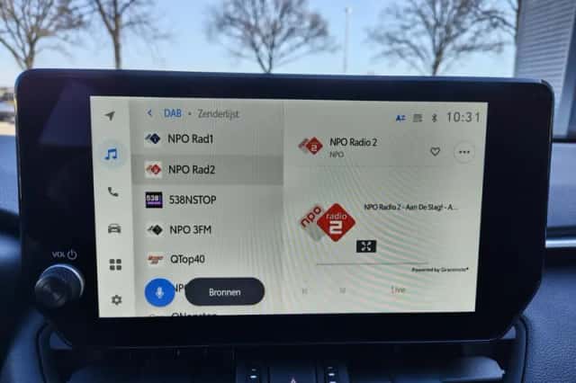 Toyota RAV4 (2025) thumbnail 16