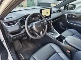 Toyota RAV4 (2025) thumbnail 26