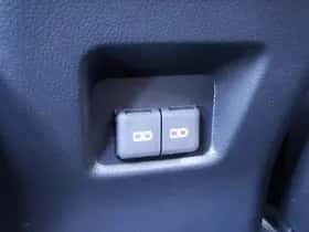 Toyota RAV4 (2025) thumbnail 31