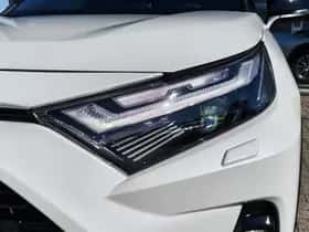 Toyota RAV4 (2025) thumbnail 36