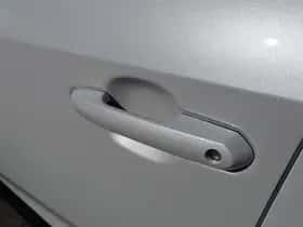 Toyota RAV4 (2025) thumbnail 40