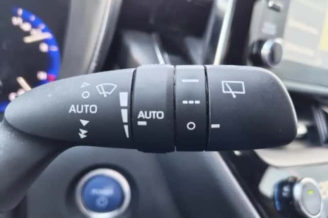 Toyota Corolla (2020) thumbnail 13
