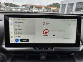 Toyota C-HR (2024) thumbnail 15