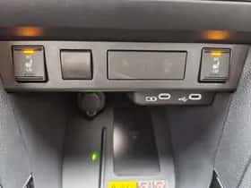 Toyota Yaris Cross (2025) thumbnail 18