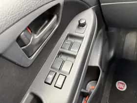 Fiat Sedici (2011) thumbnail 18
