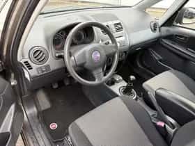 Fiat Sedici (2011) thumbnail 21