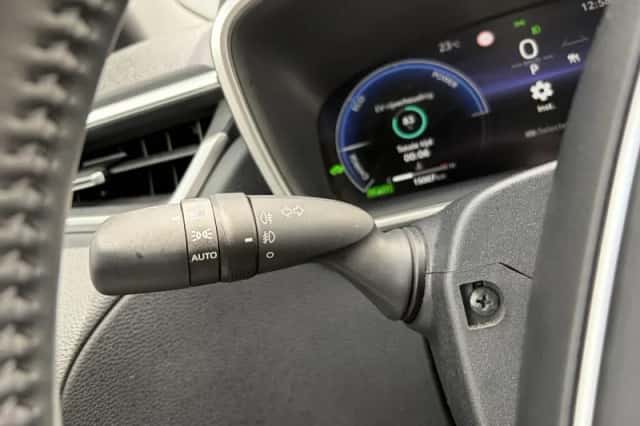 Toyota Corolla (2025) thumbnail 12