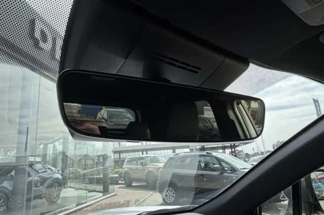 Toyota Corolla (2025) thumbnail 15