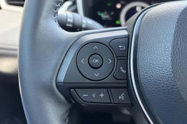 Toyota Corolla (2024) thumbnail 11