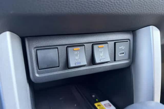 Toyota Corolla (2024) thumbnail 23