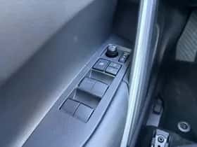 Toyota Corolla (2024) thumbnail 27