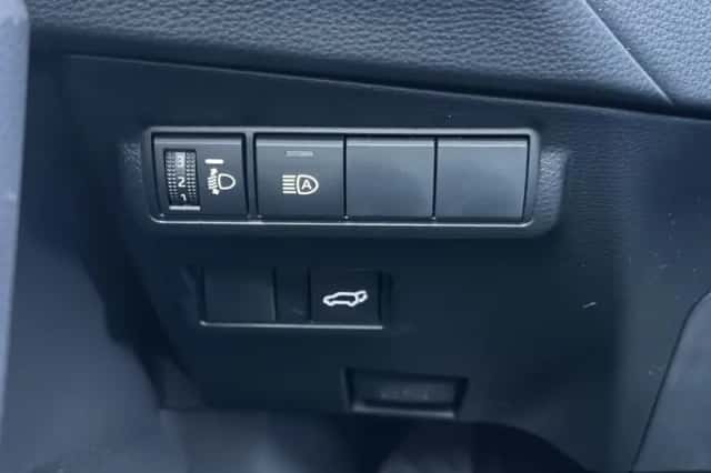 Toyota Corolla (2024) thumbnail 28