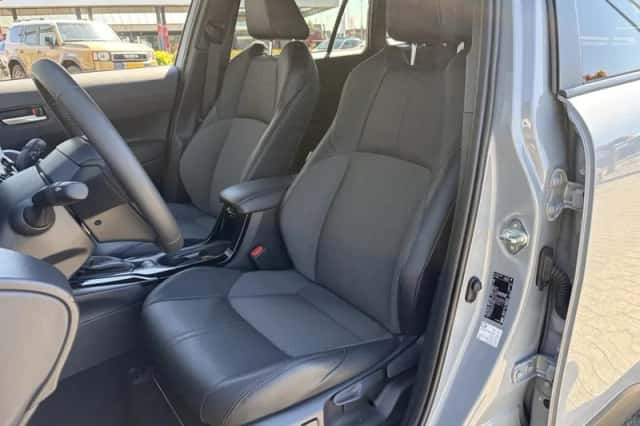 Toyota Corolla (2024) thumbnail 30