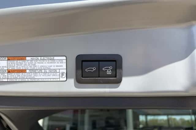 Toyota Corolla (2024) thumbnail 36
