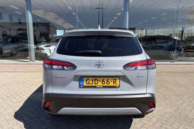 Toyota Corolla (2024) thumbnail 7