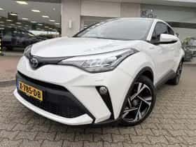 Toyota C-HR (2021) thumbnail 2