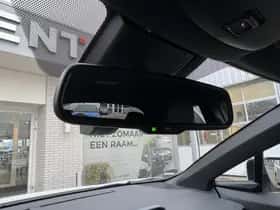 Toyota C-HR (2021) thumbnail 19