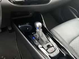 Toyota C-HR (2021) thumbnail 25