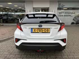 Toyota C-HR (2021) thumbnail 7
