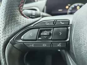 Toyota Yaris Cross (2024) thumbnail 12