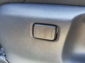Toyota Yaris Cross (2024) thumbnail 30