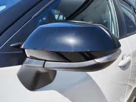 Toyota Yaris Cross (2024) thumbnail 40