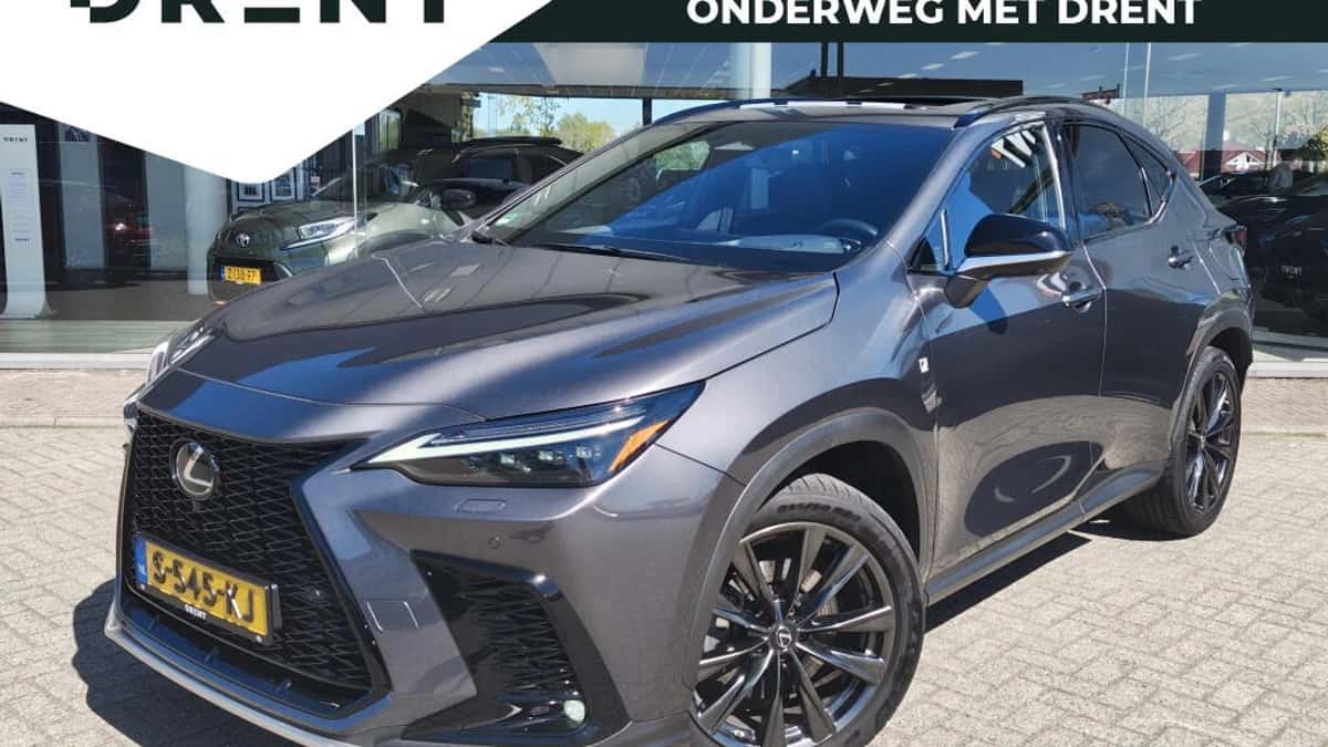 Lexus NX (2022) — foto 1