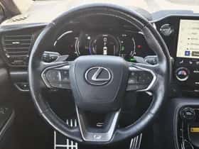 Lexus NX (2022) thumbnail 11