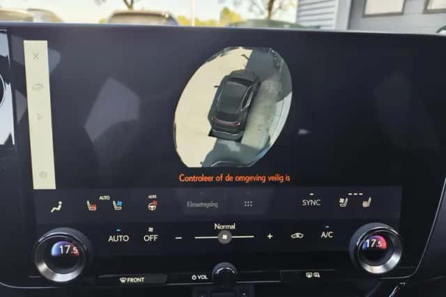Lexus NX (2022) thumbnail 21