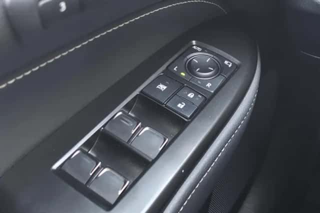 Lexus NX (2022) thumbnail 28