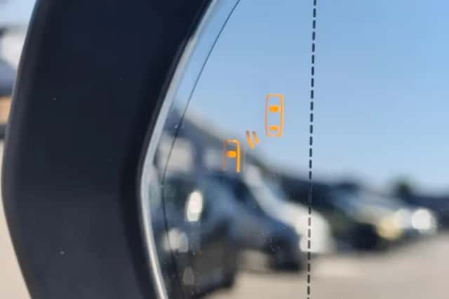 Lexus NX (2022) thumbnail 44