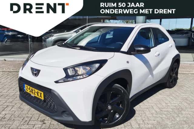 Toyota Aygo (2022) thumbnail 1