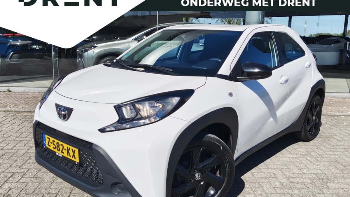 Toyota Aygo (2022) — foto 1