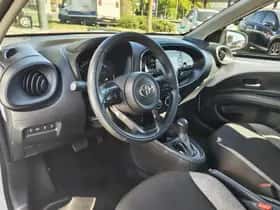 Toyota Aygo (2022) thumbnail 23